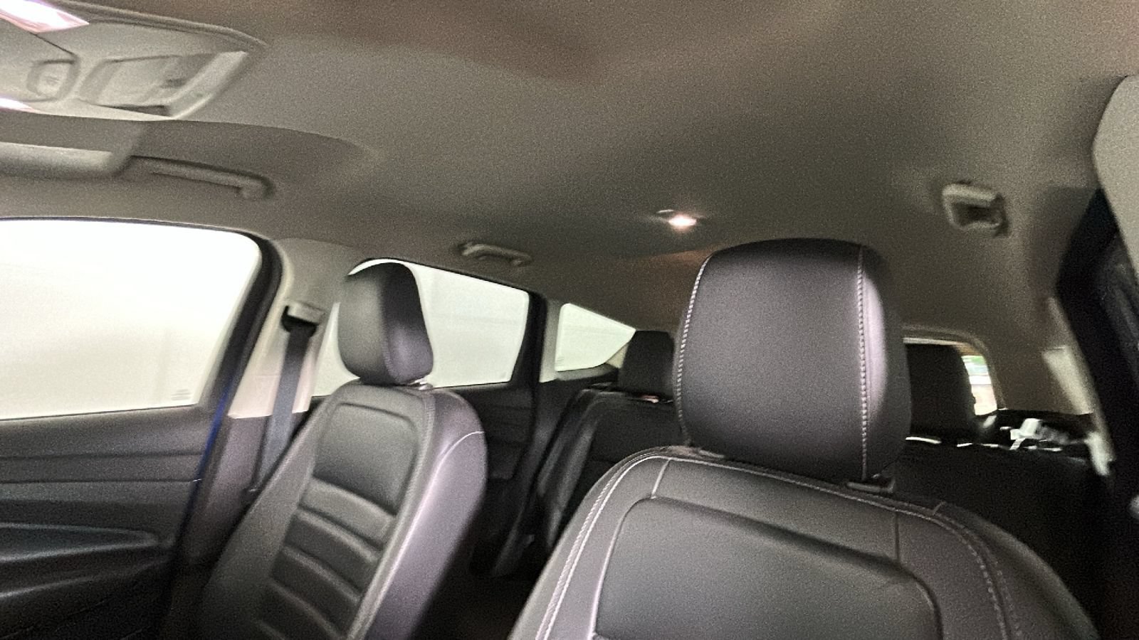 Used 2019 Ford Escape SEL AWD/4WD image 15