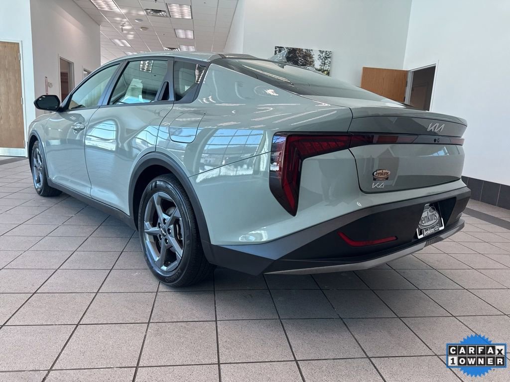 Used 2025 Kia K4 LXS image 9