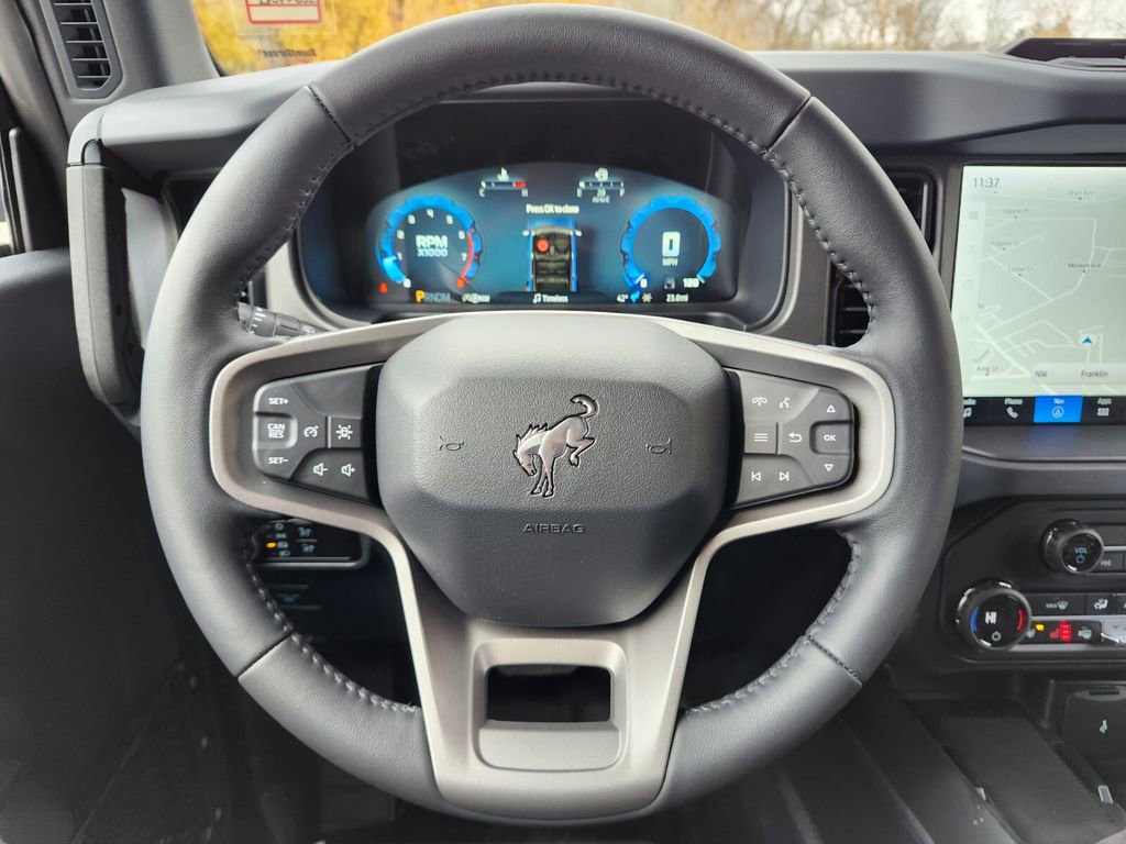 New 2025 Ford Bronco Badlands image 28