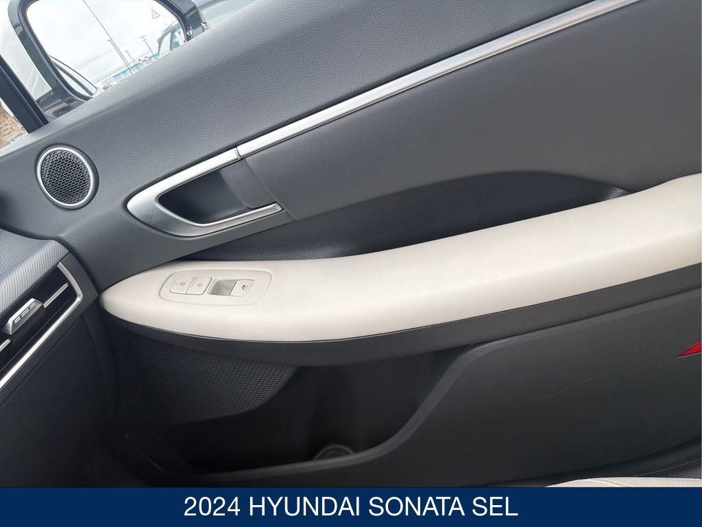 Certified 2024 Hyundai Sonata SEL FWD image 23