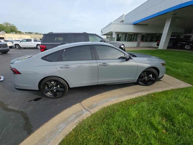 Used 2026 Honda Accord Sport image 6