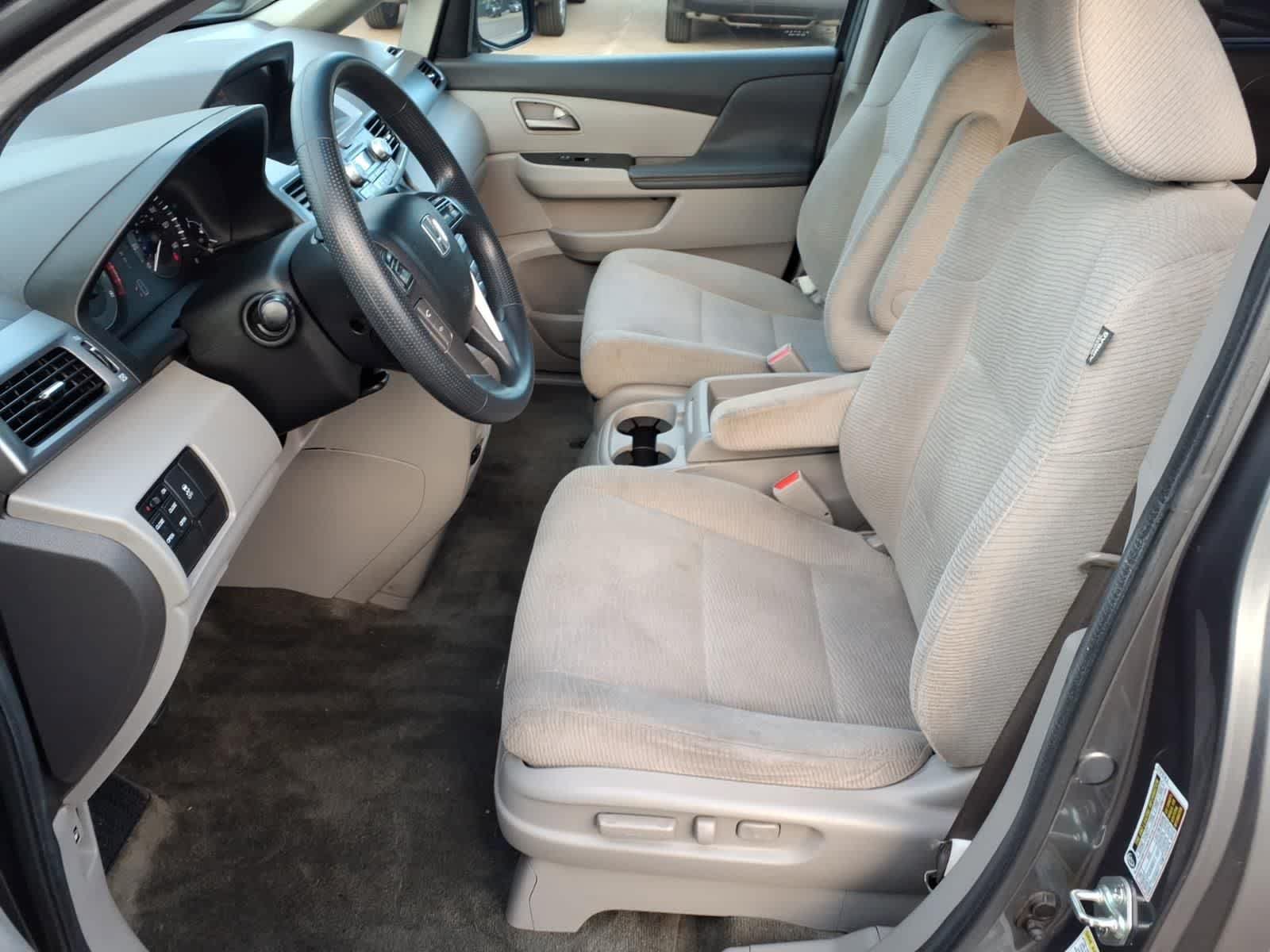 Used 2013 Honda Odyssey EX image 17