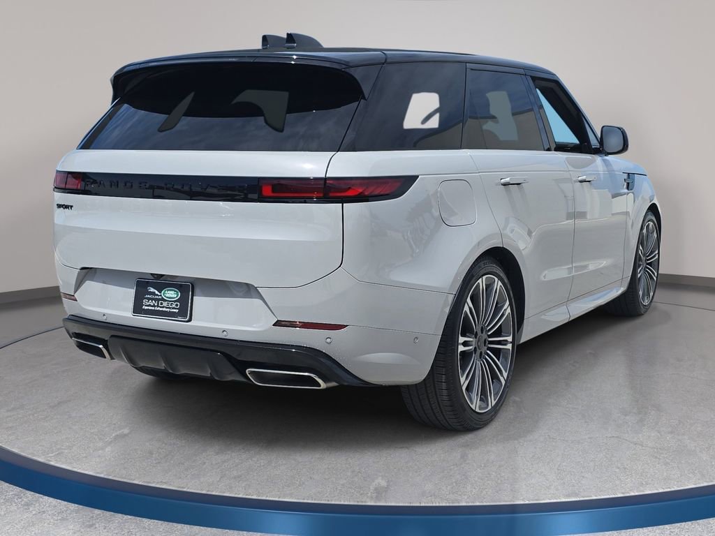 New 2026 Land Rover Range Rover Sport Dynamic SE AWD/4WD image 5
