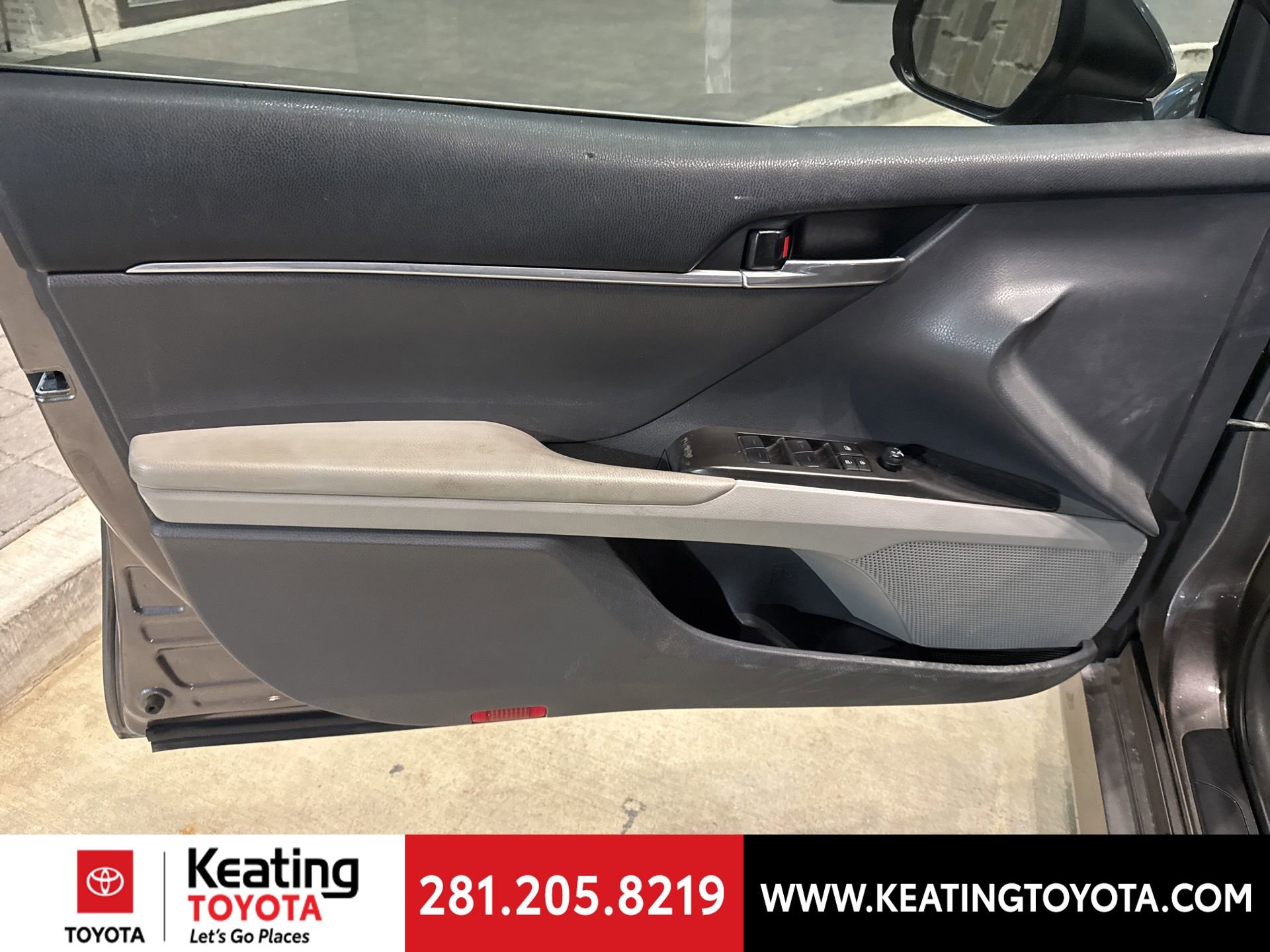 Used 2023 Toyota Camry LE image 9