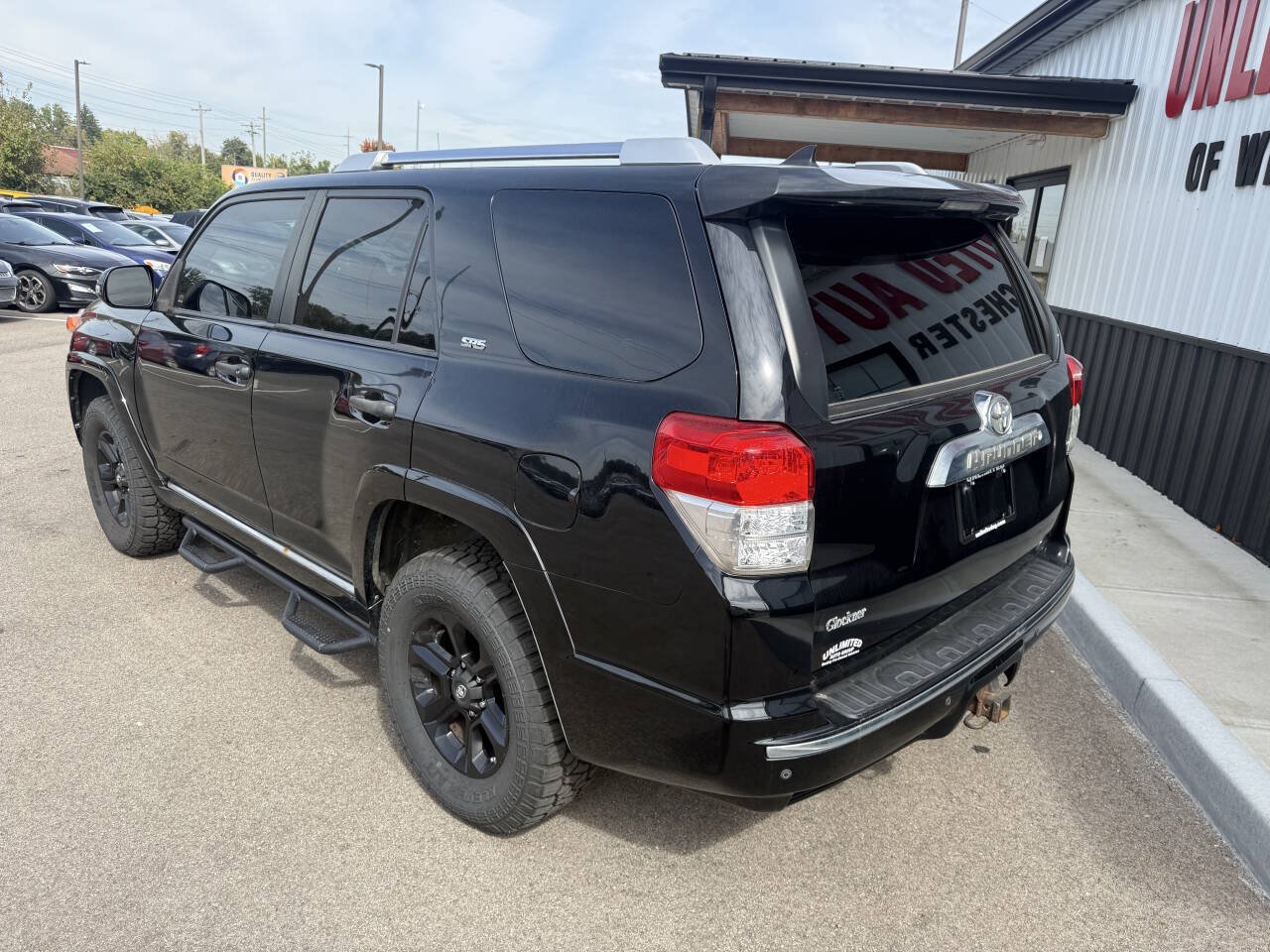Used 2011 Toyota 4Runner SR5 w/ Premium Pkg w/Leather AWD/4WD image 11