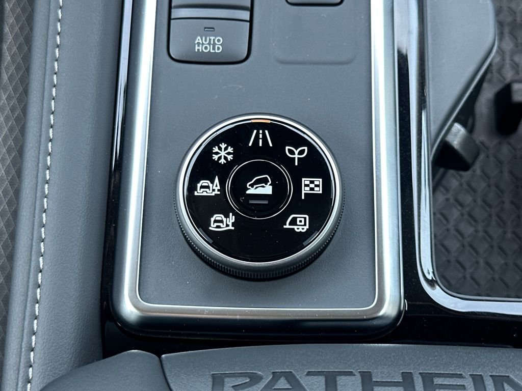 New 2026 Nissan Pathfinder SV image 26