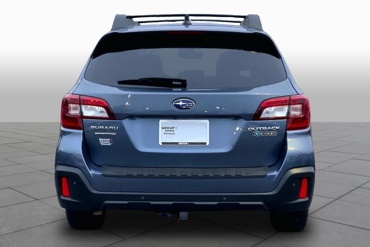 Used 2018 Subaru Outback 2.5i Limited AWD/4WD image 5