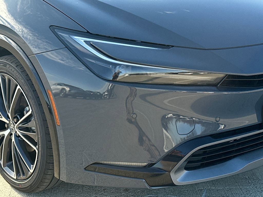 New 2026 Toyota Prius XLE image 8