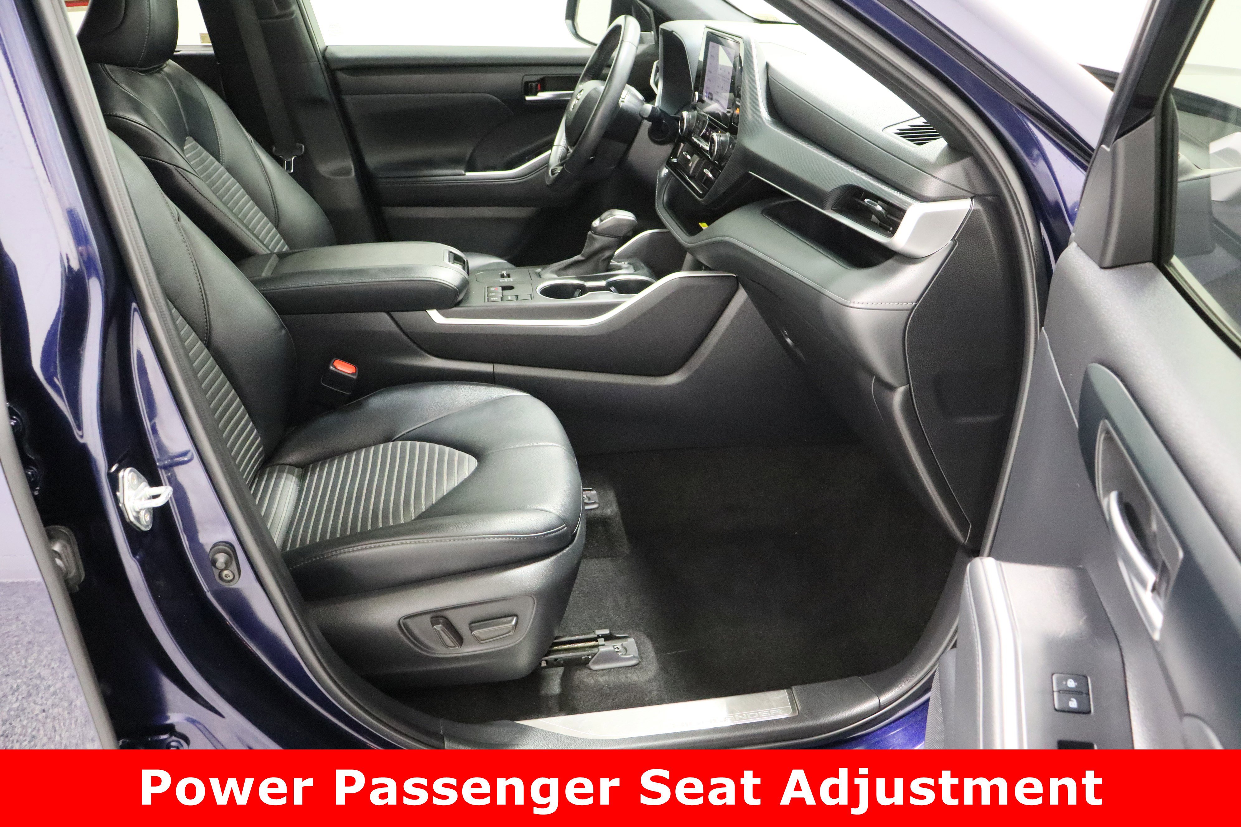 Certified 2023 Toyota Highlander XSE image 41