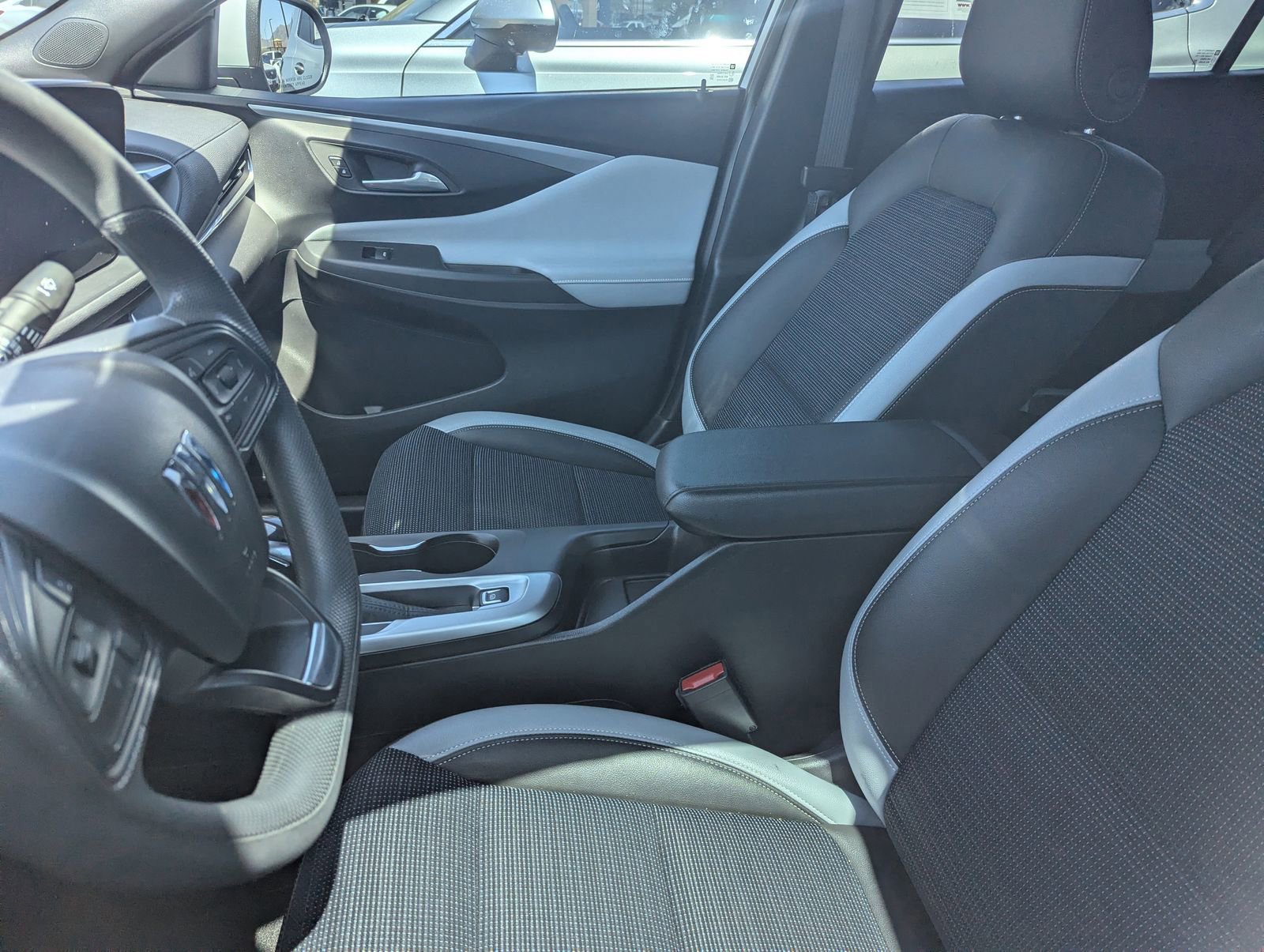 Used 2024 Buick Envista Preferred image 9