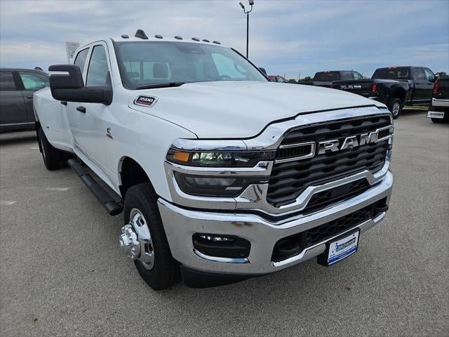 New 2026 RAM 3500 Tradesman AWD/4WD image 41
