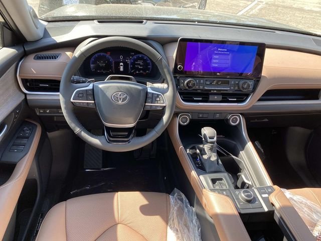 New 2026 Toyota Grand Highlander AWD image 9