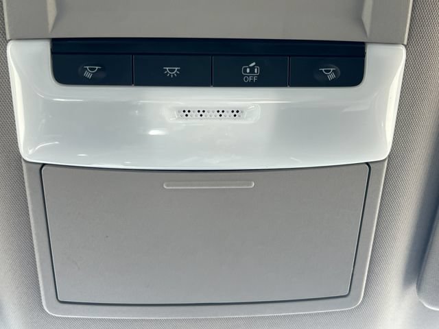 Used 2025 Nissan Altima 2.5 SV FWD image 34