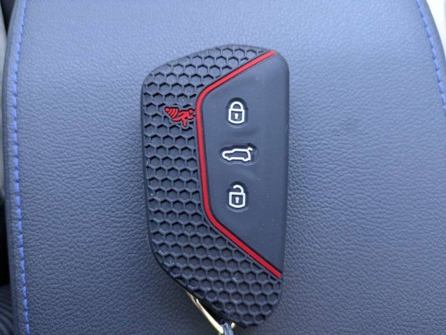 Used 2026 Volkswagen Golf AWD/4WD image 35
