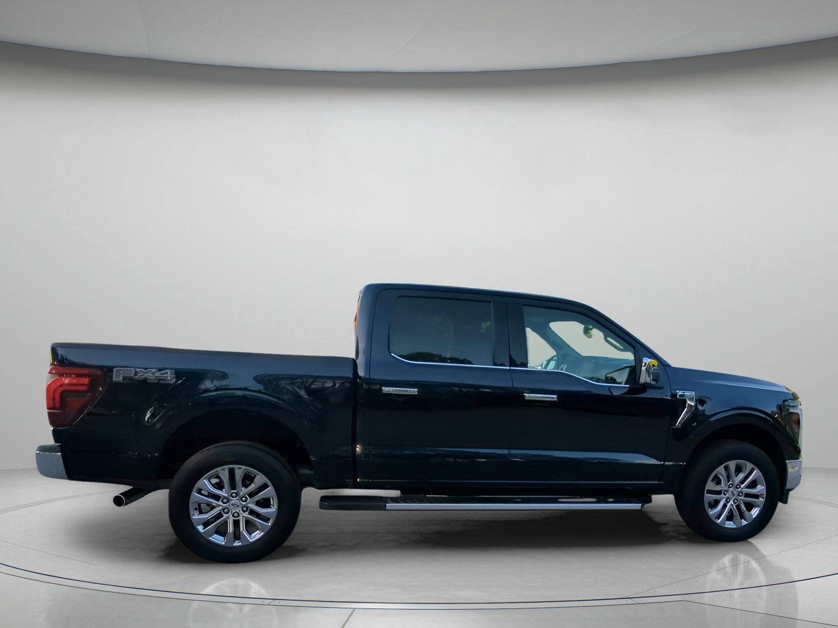 Certified 2025 Ford F150 Lariat w/ Equipment Group 501A Mid AWD/4WD image 31