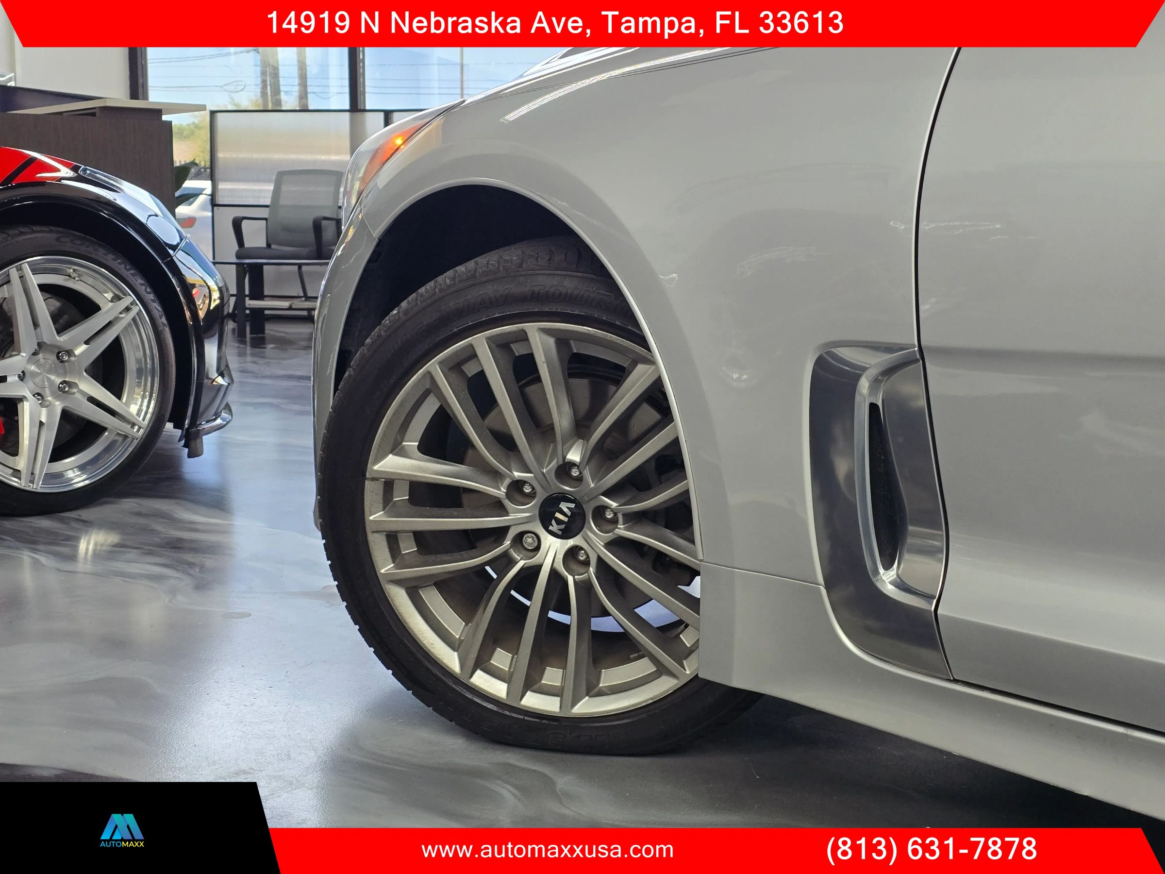 Used 2018 Kia Stinger RWD image 5