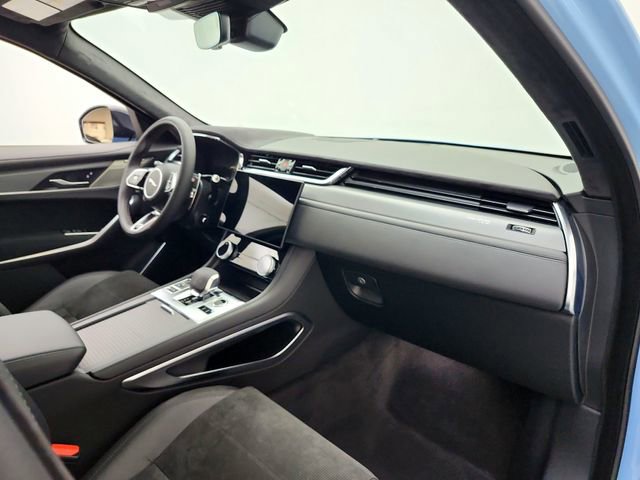 New 2026 Jaguar F-PACE SVR image 17