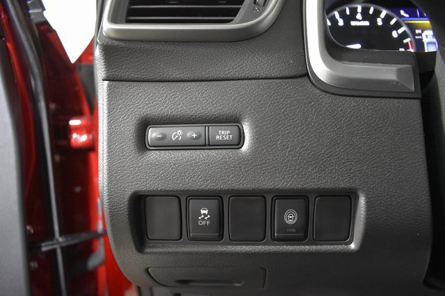 Certified 2024 Nissan Murano SV image 14