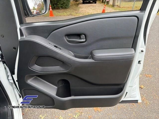 Used 2022 Nissan Frontier S w/ Technology Package image 19