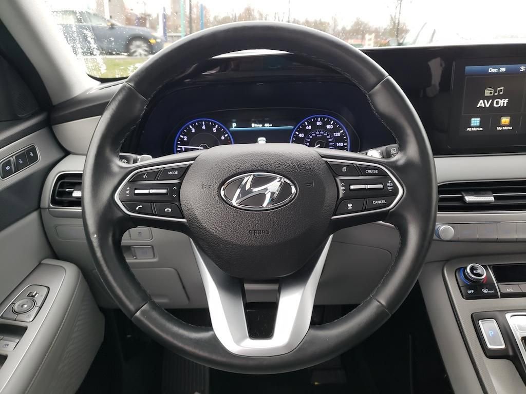 Used 2020 Hyundai Palisade SEL w/ Premium Package image 17