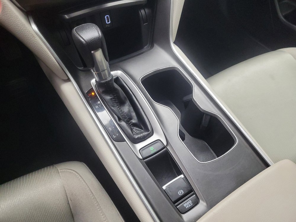 Used 2019 Honda Accord LX image 26