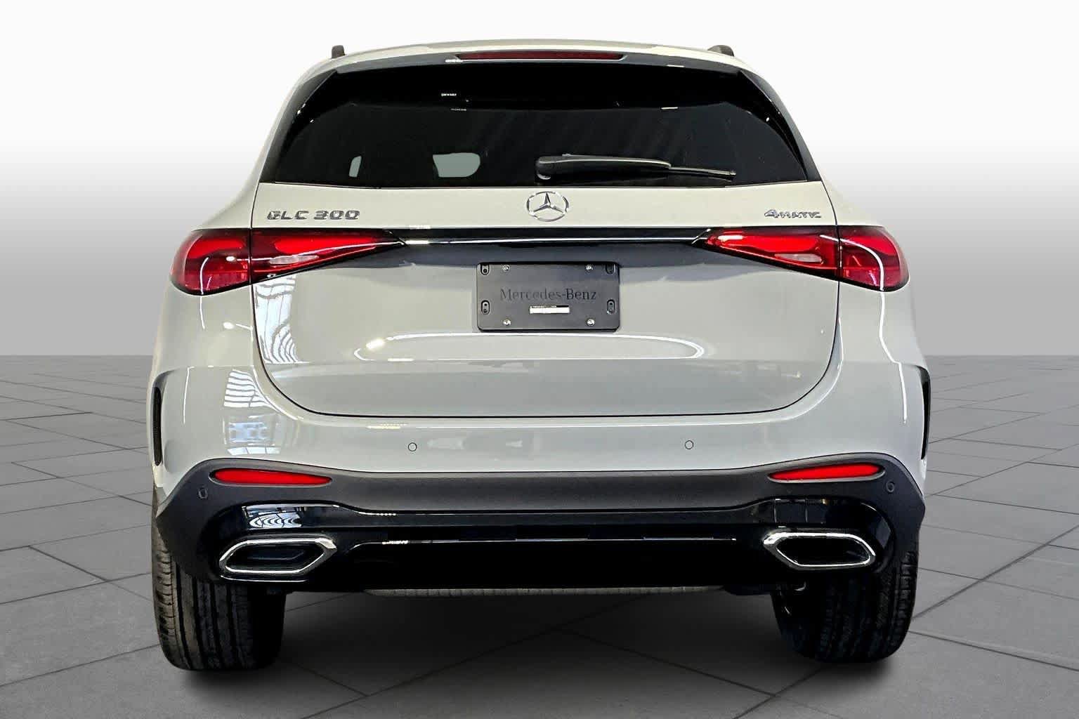 New 2026 Mercedes-Benz GLC 300 4MATIC image 4
