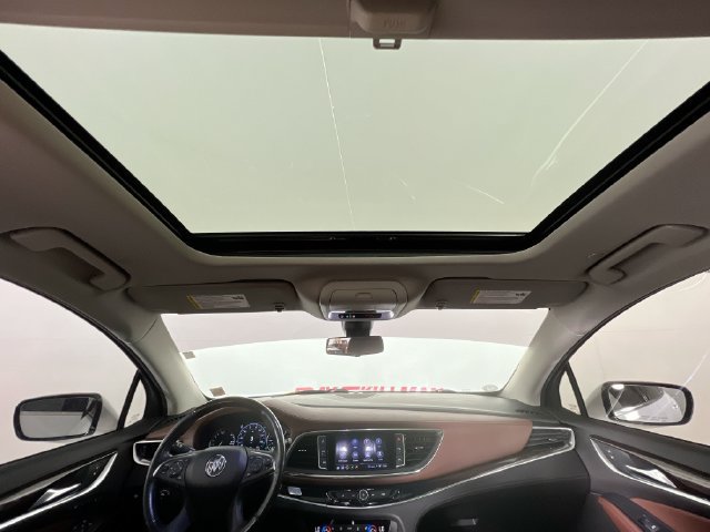 Used 2021 Buick Enclave Avenir AWD/4WD image 26