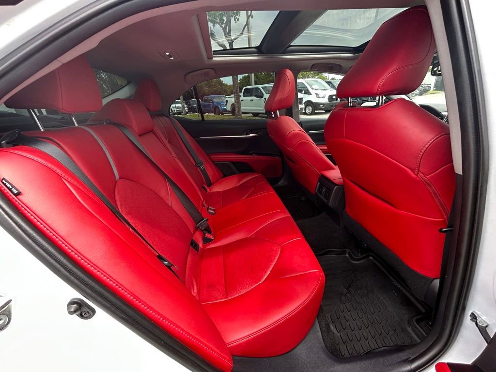 Used 2020 Toyota Camry XSE image 29