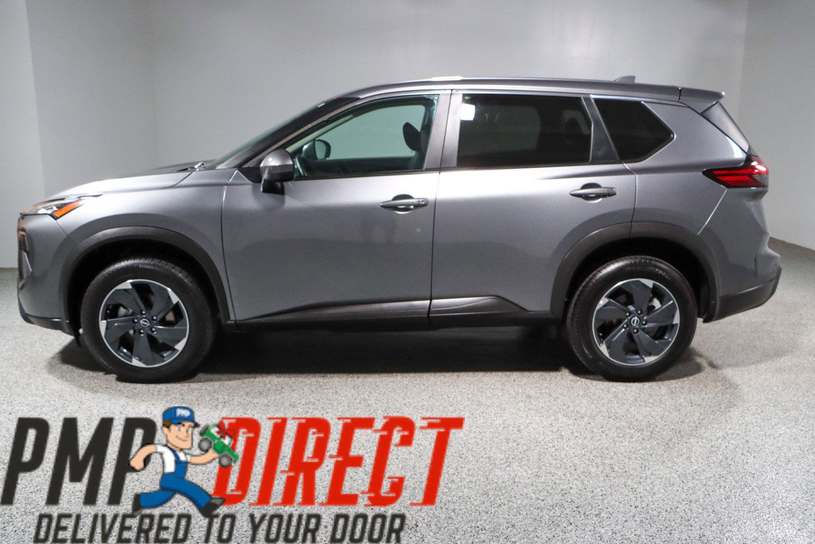 Used 2024 Nissan Rogue SV image 10