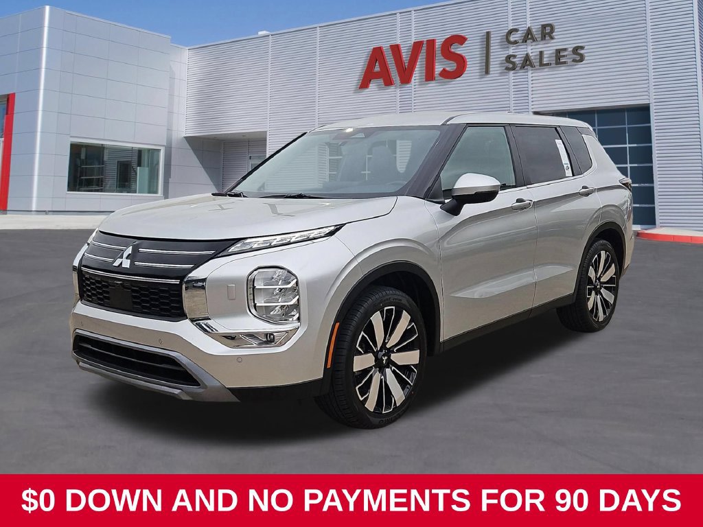 Used 2025 Mitsubishi Outlander SE