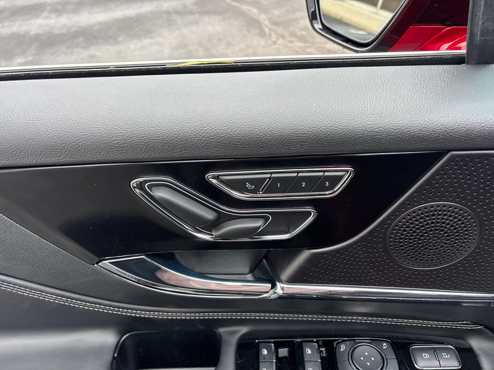 New 2026 Lincoln Corsair Premiere AWD/4WD image 12