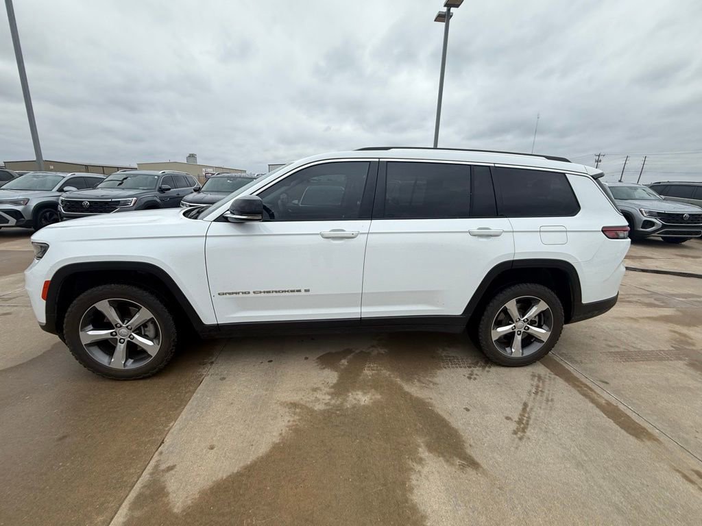 Used 2021 Jeep Grand Cherokee L Limited image 2