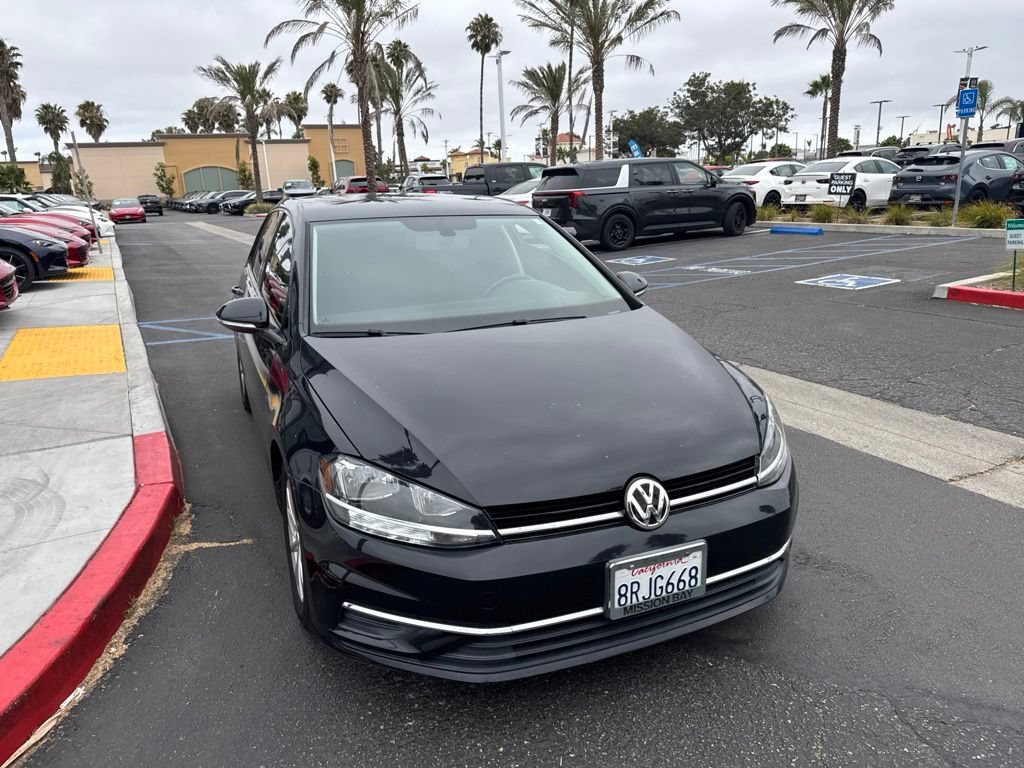 Used 2019 Volkswagen Golf 4-Door FWD image 36