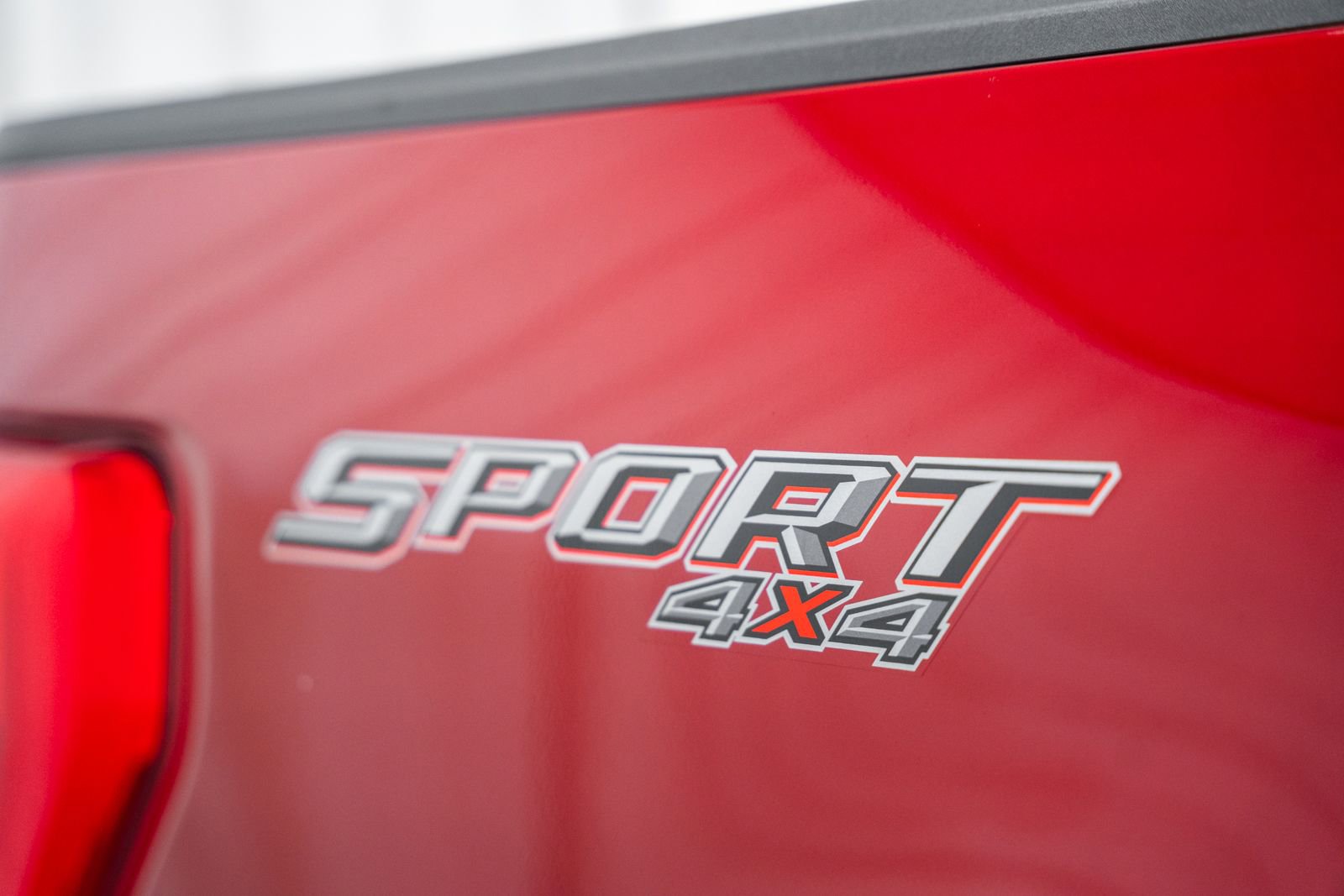 Certified 2021 Ford F150 Lariat w/ Equipment Group 502A High image 19