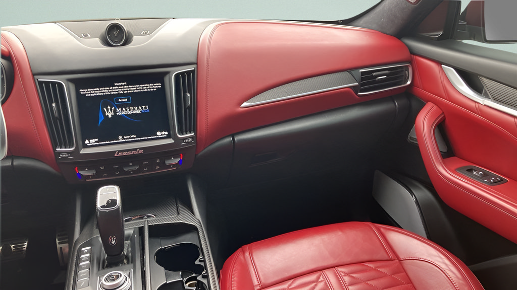 Used 2019 Maserati Levante GTS AWD/4WD image 14