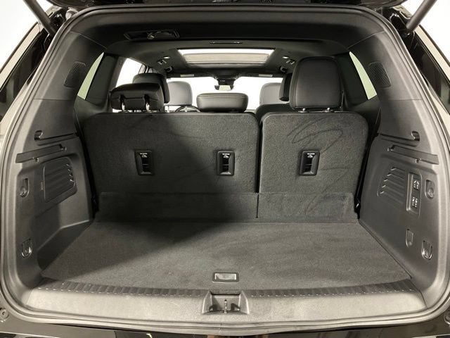 Used 2025 Buick Enclave Avenir w/ Super Cruise Package FWD image 41