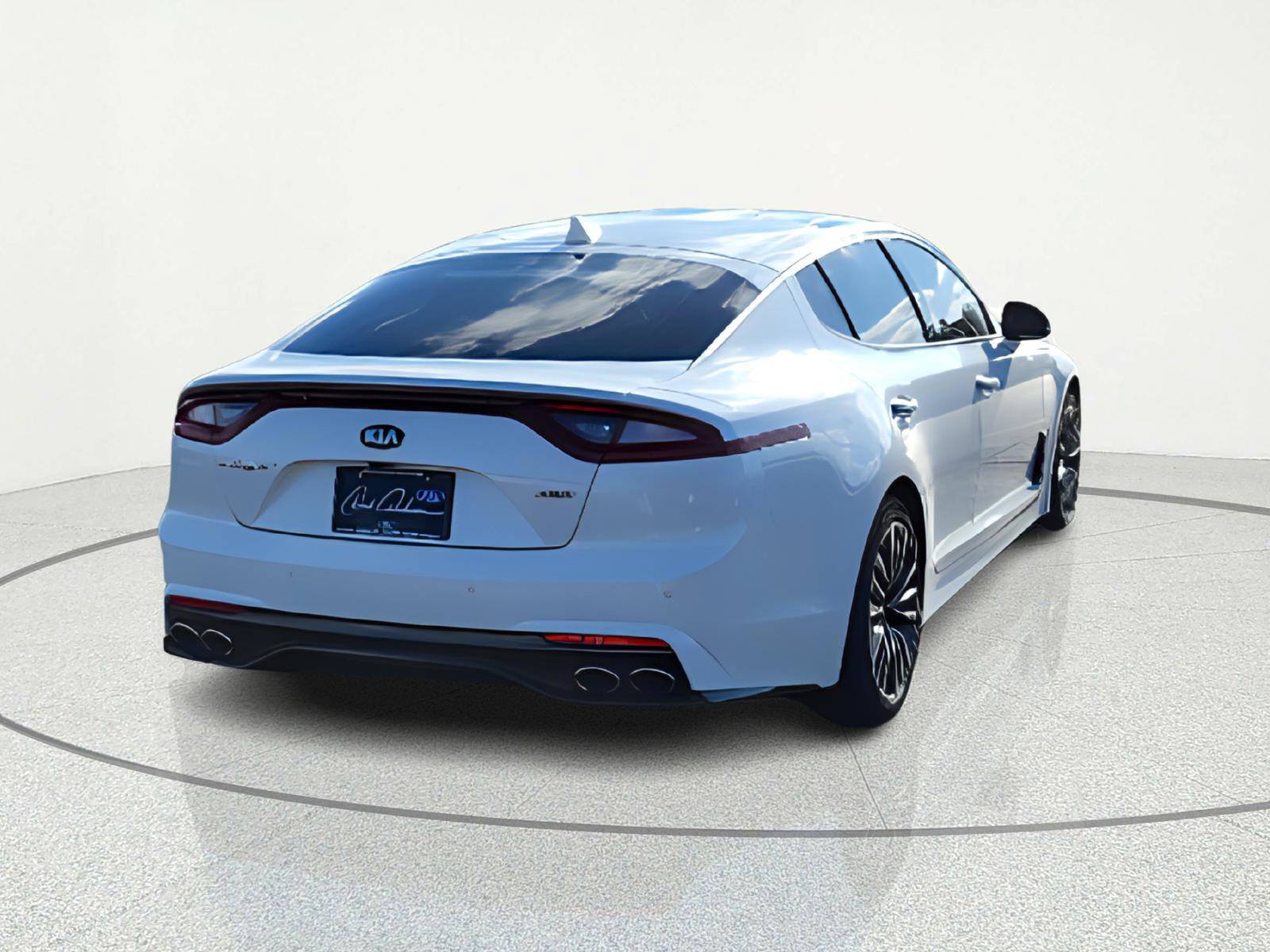 Used 2018 Kia Stinger Premium image 6