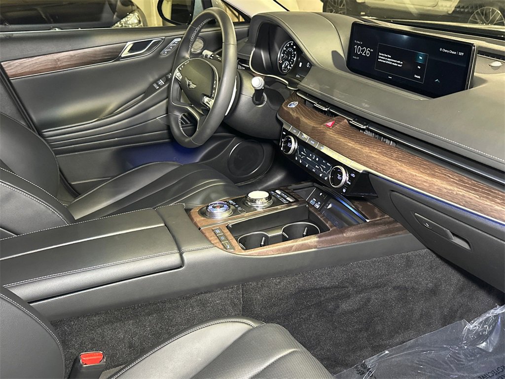 Used 2024 Genesis G80 image 11
