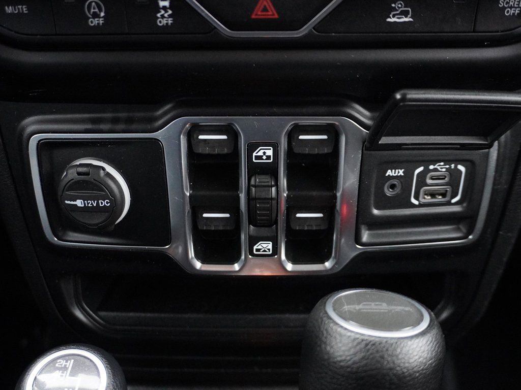 Used 2022 Jeep Gladiator Sport image 43