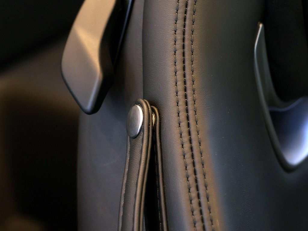 Certified 2024 Ferrari Roma Spider RWD image 41