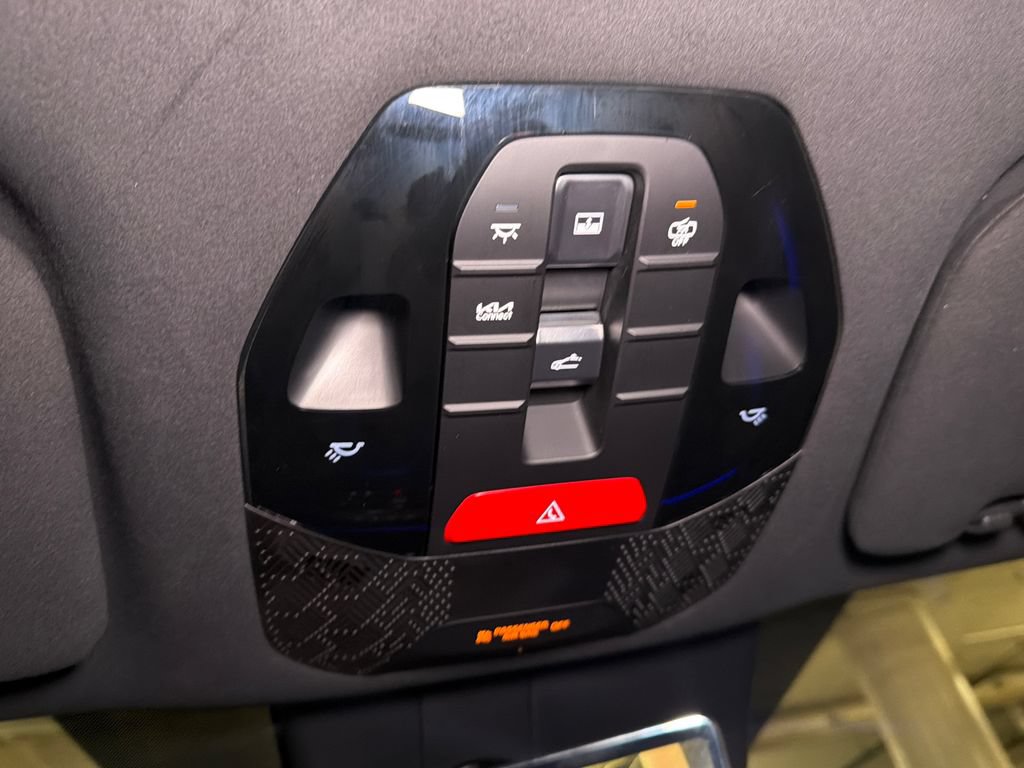 Certified 2024 Kia EV9 GT-Line AWD/4WD image 41