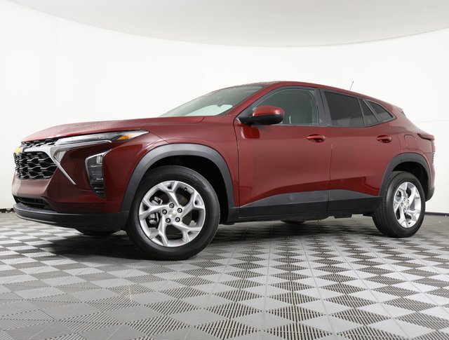 Used 2024 Chevrolet Trax LS w/ LS Convenience Package