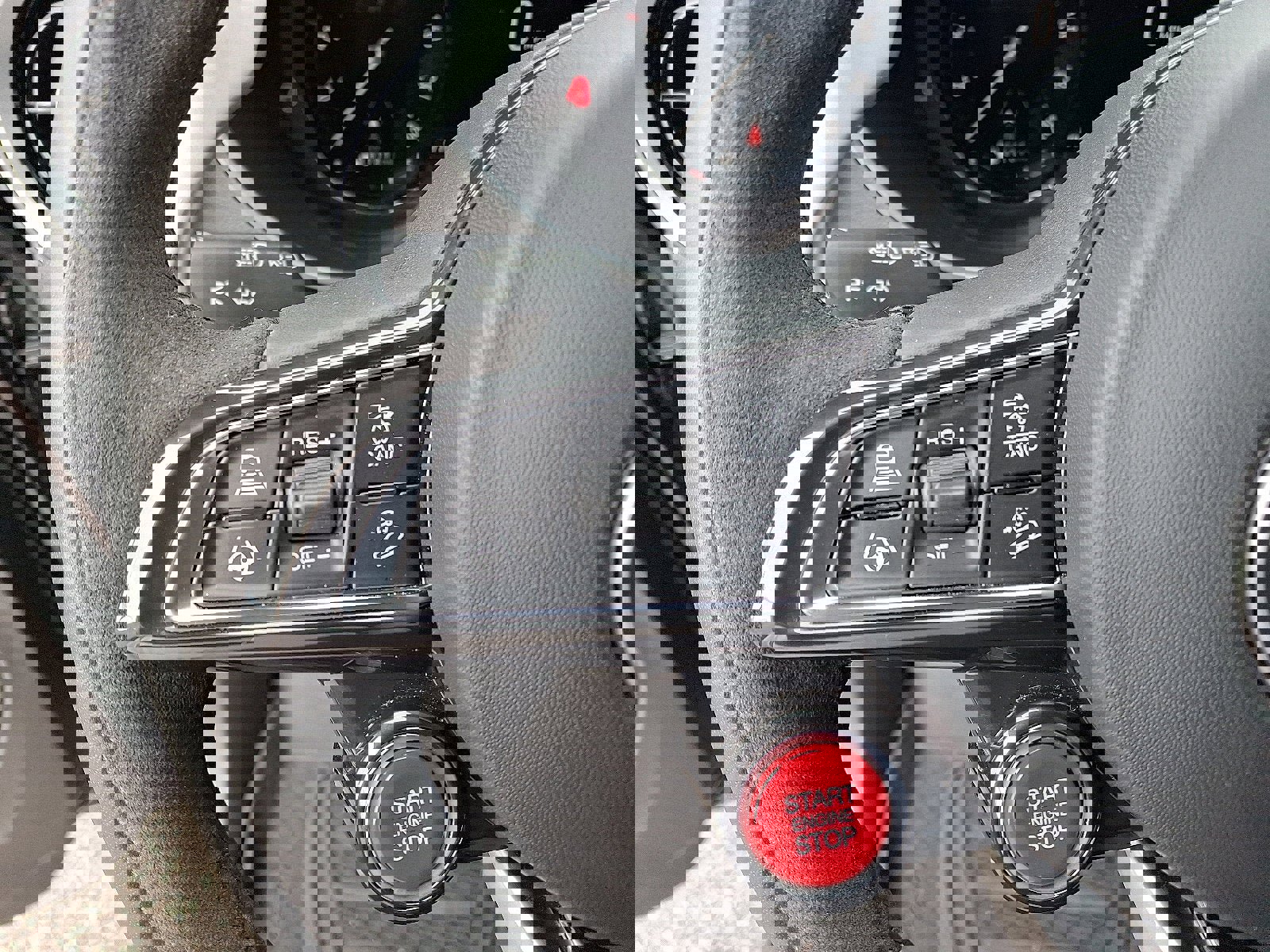 Used 2024 Alfa Romeo Stelvio Quadrifoglio image 21