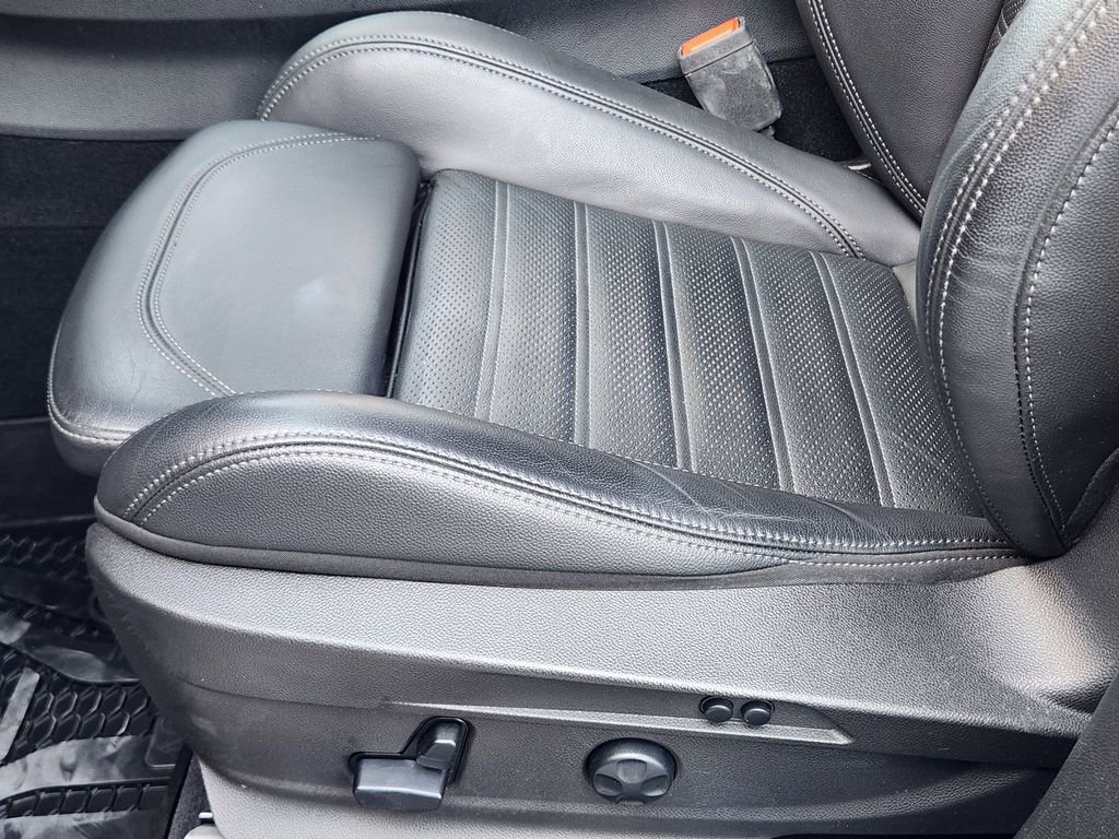 Used 2022 Alfa Romeo Stelvio Veloce image 24