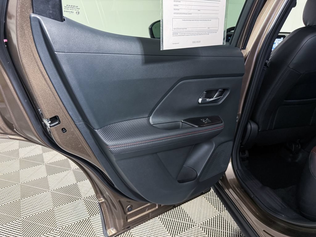 Certified 2025 Nissan Kicks SR AWD/4WD image 43