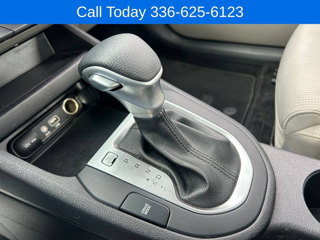 Used 2021 Kia Forte LXS FWD image 29