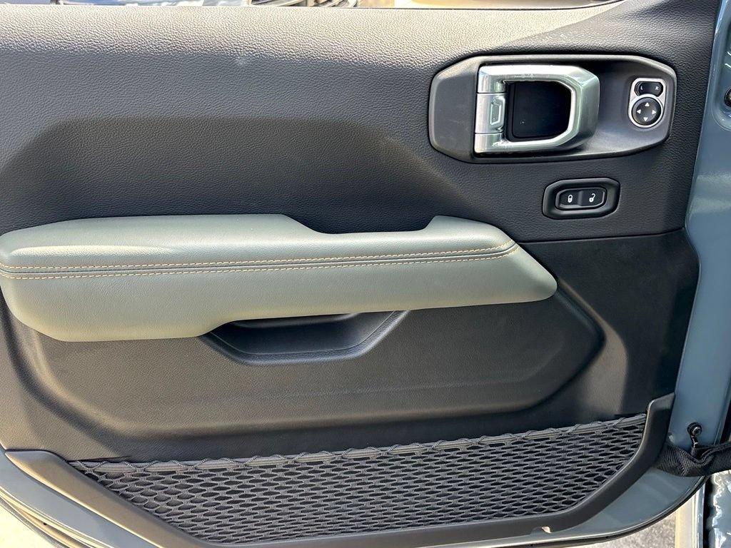 New 2026 Jeep Gladiator Mojave AWD/4WD image 13