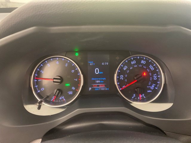 Used 2019 Toyota RAV4 XLE Premium w/ Cold Weather Package AWD/4WD image 17