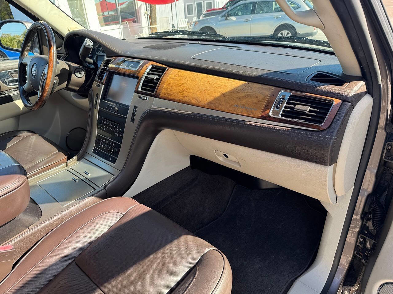 Used 2014 Cadillac Escalade ESV Platinum image 20