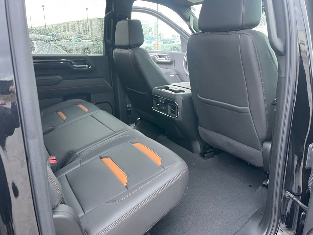 Used 2024 GMC Sierra 2500 AT4 w/ AT4 Premium Plus Package image 17